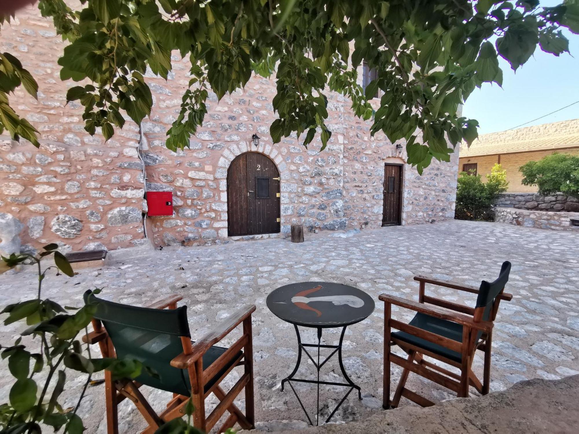 Παραδοσιακό Ξενοδοχείο Τοξότης Pírgos Dhiroú Εξωτερικό φωτογραφία